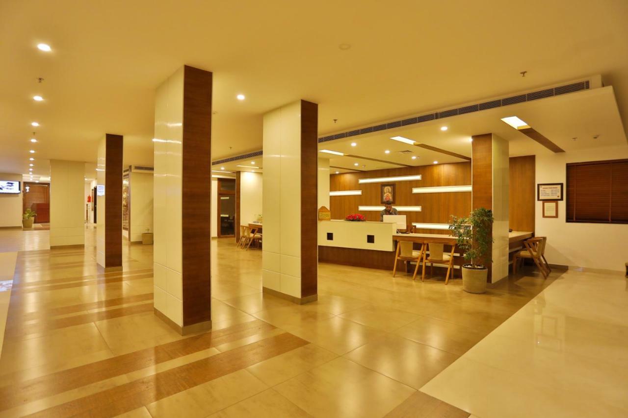 Hotel Sterling Thekkady Esterno foto