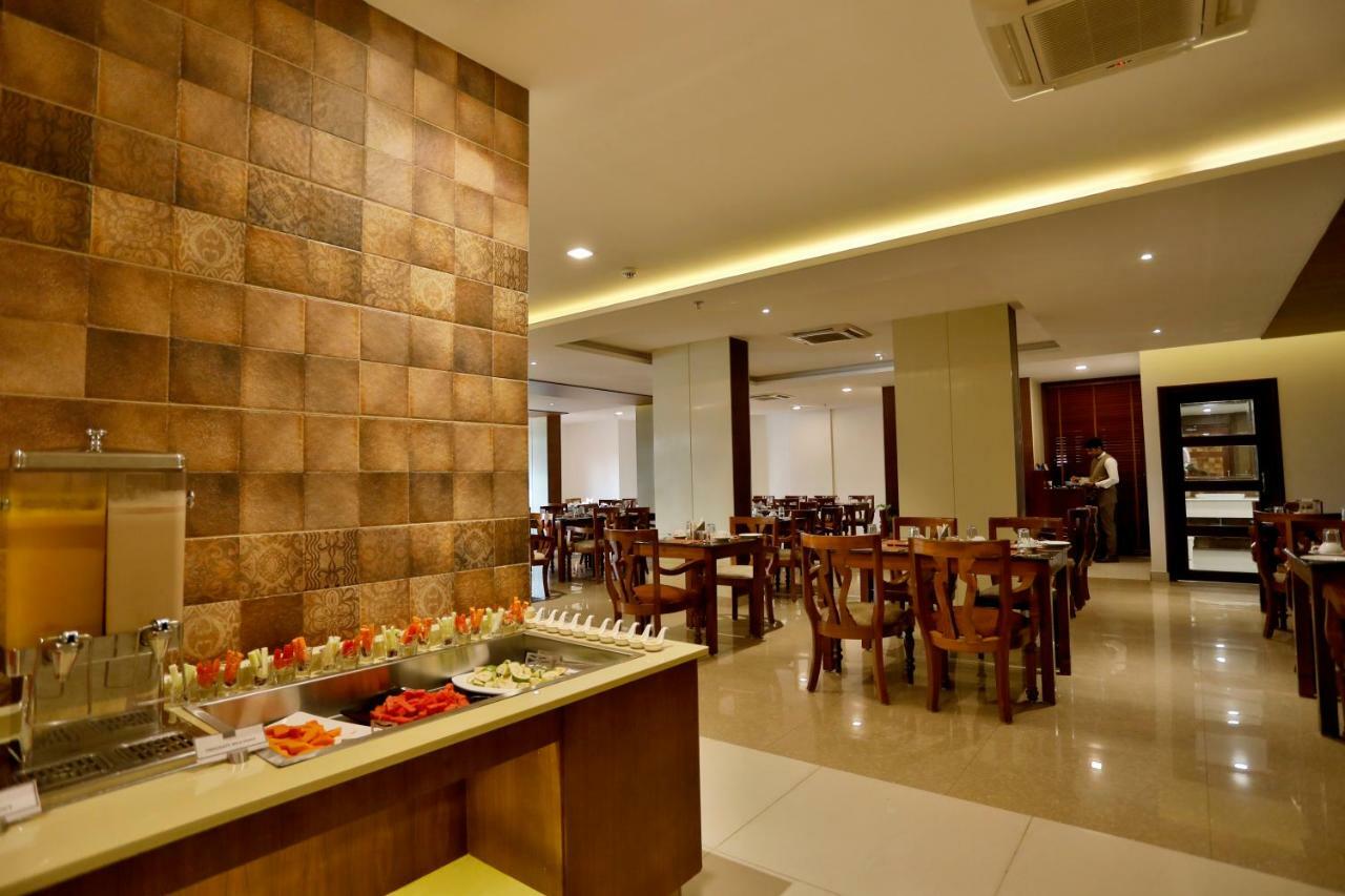 Hotel Sterling Thekkady Esterno foto