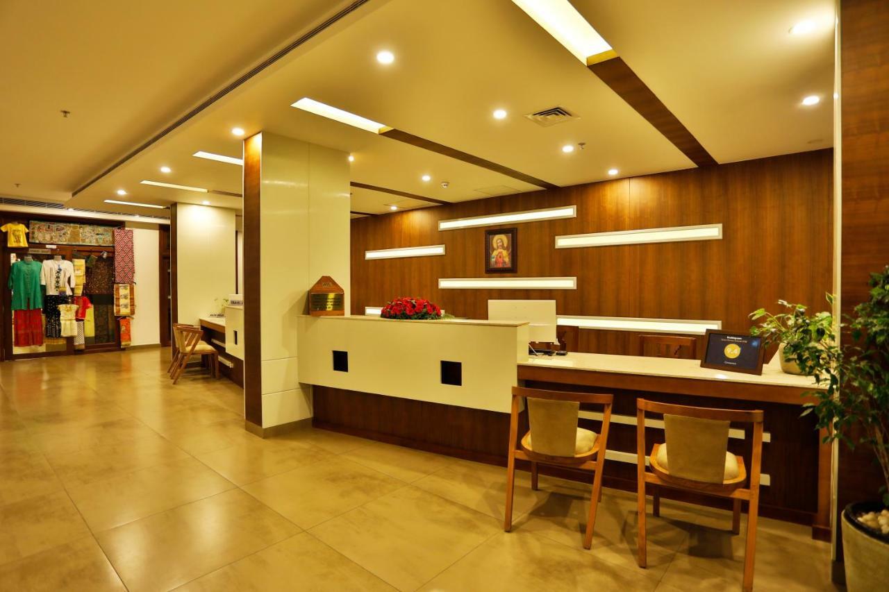 Hotel Sterling Thekkady Esterno foto