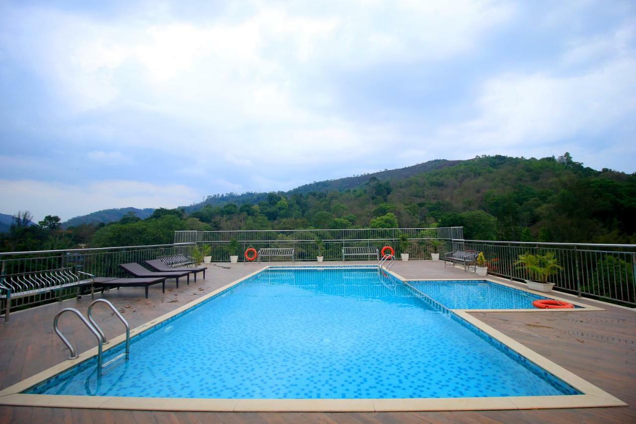 Hotel Sterling Thekkady Esterno foto