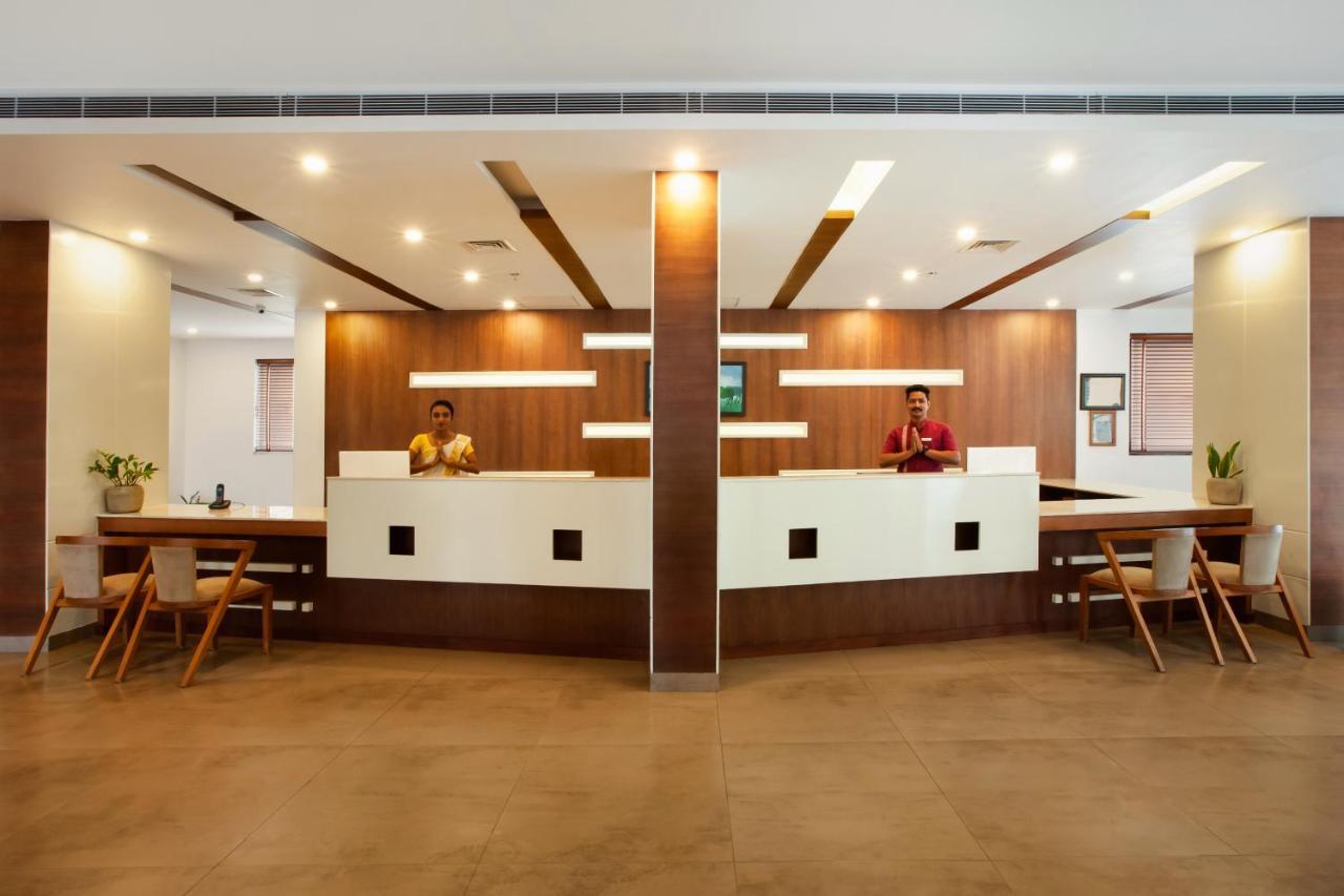 Hotel Sterling Thekkady Esterno foto