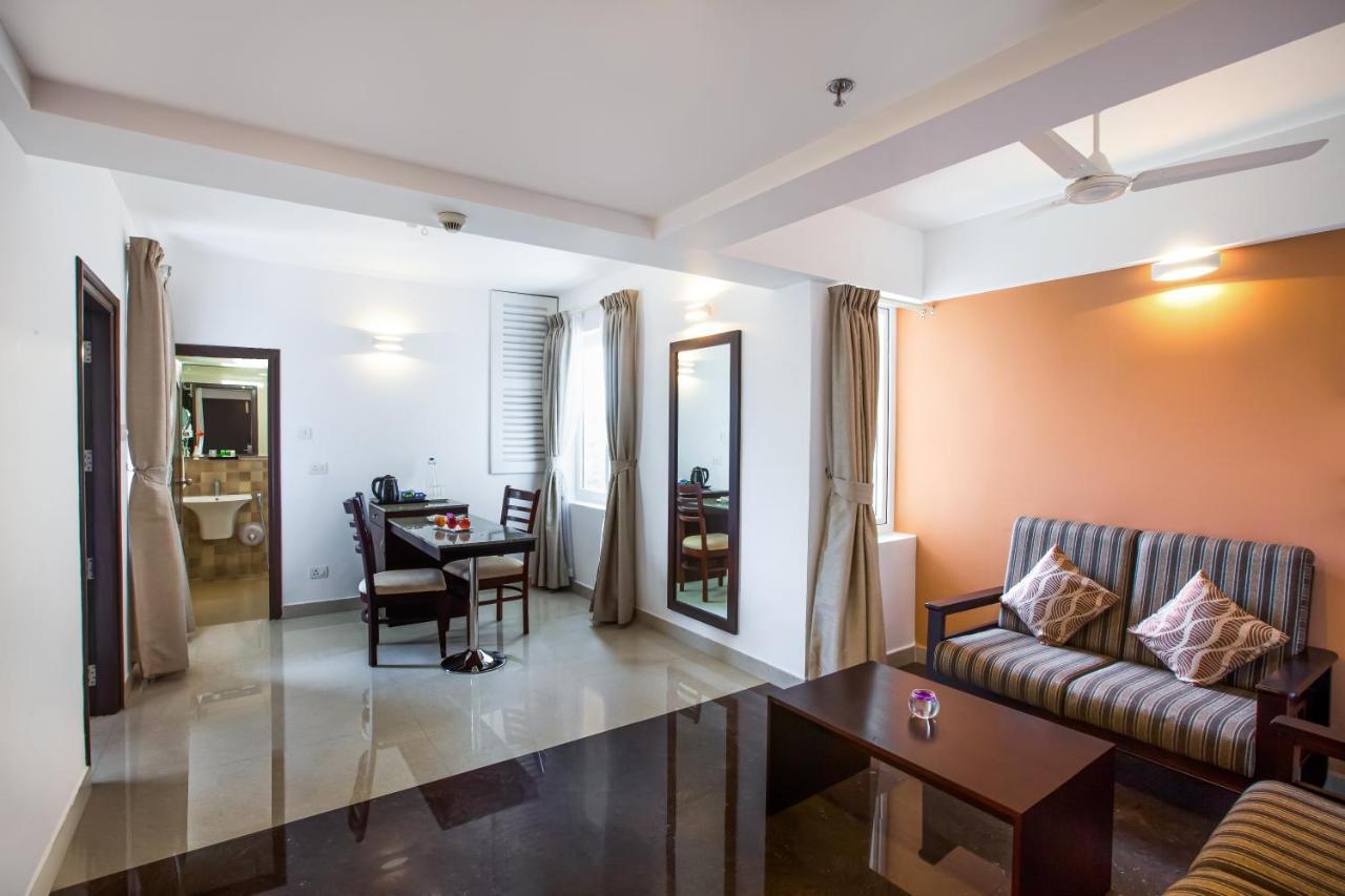 Hotel Sterling Thekkady Esterno foto